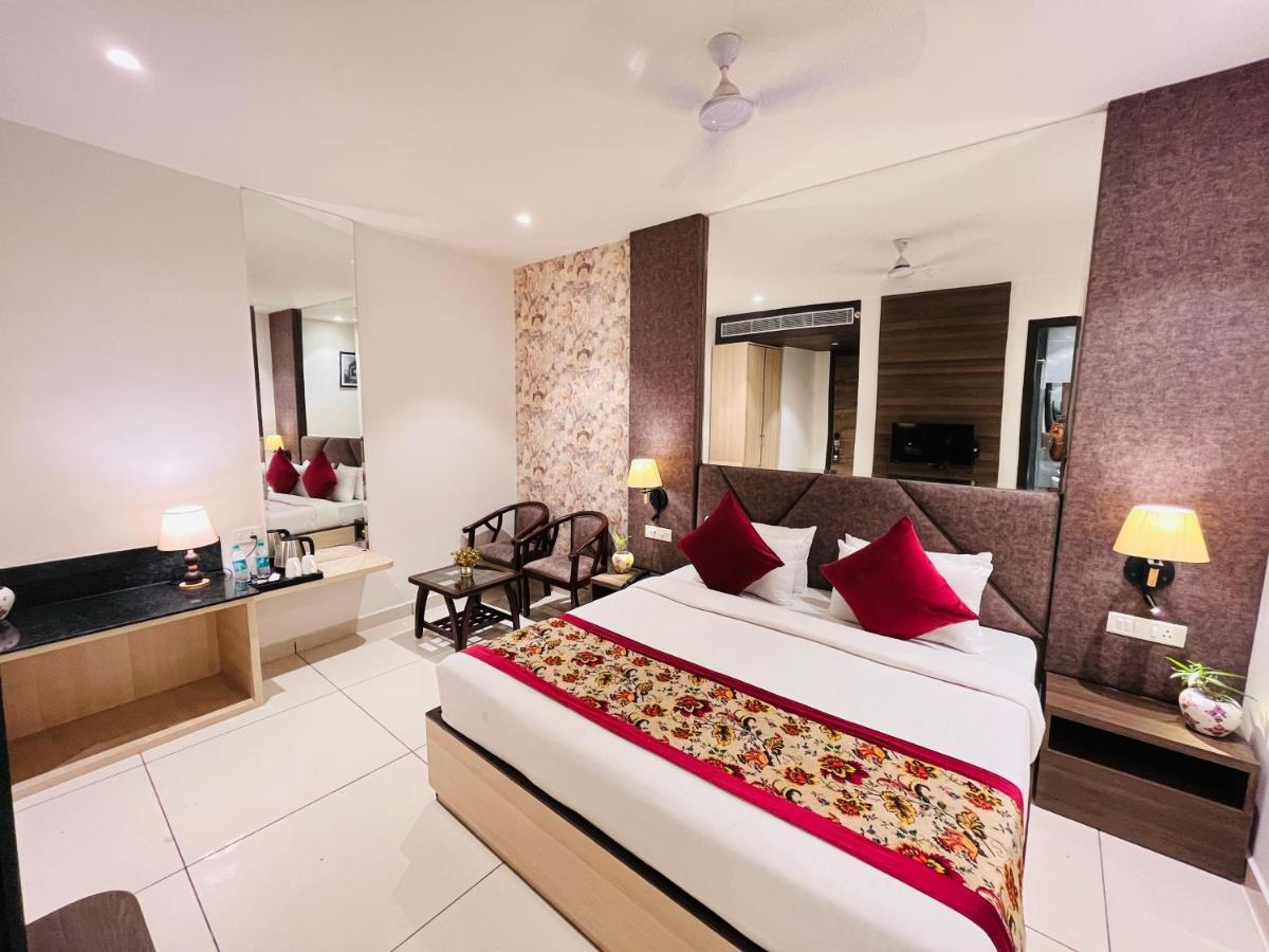 Hotel The Savode - Just 2 Mins From Golden Temple Amritsar Luaran gambar