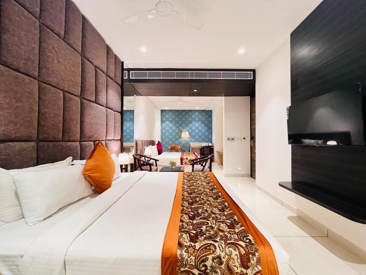 Hotel The Savode - Just 2 Mins From Golden Temple Amritsar Luaran gambar